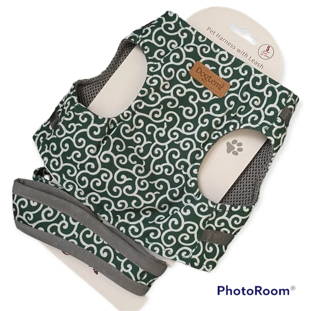 Cat Harness and Leash NWT